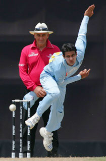 Sangwan of INdia bowling against New Zealand (Photo: ICC)