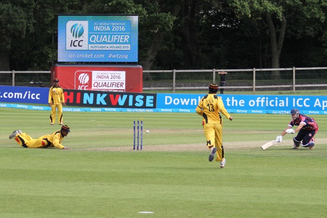 A close call in the match between USA and Papua New Guinea