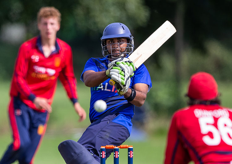 Italy's Anam Molik batting against Jersey in the 2018 European T20 Qualifiers (© Martin Gray)