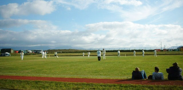 The first match of the Icelandic Cricket Association: Reykjavik v Stykkisholmur (2000)